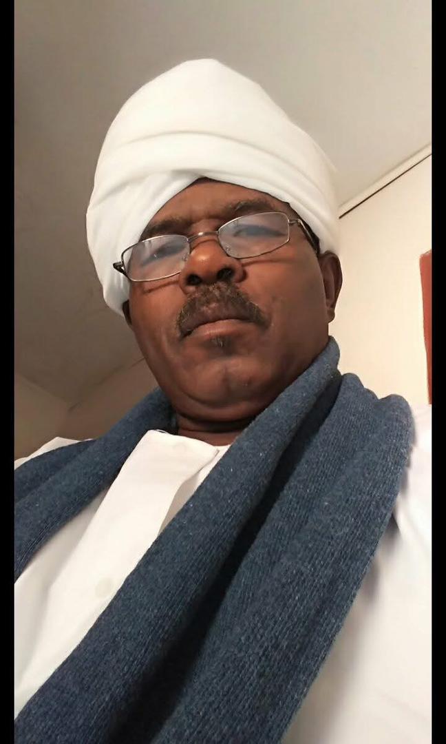 الصحفي والشاعر والروائي يحي حماد فضل الله
